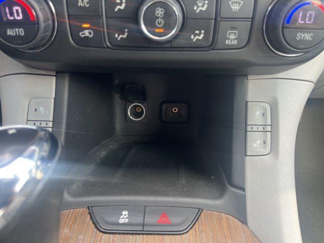 Photo of 2017 Quicksilver Metallic GMC Acadia