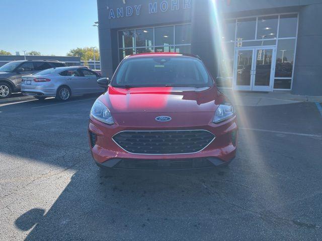 Photo of 2022 Rapid Red Metallic Tinted Clearcoat Ford Escape