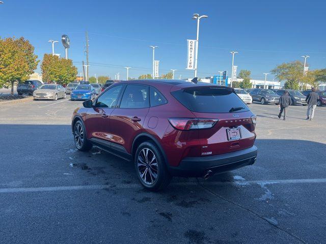 Photo of 2022 Rapid Red Metallic Tinted Clearcoat Ford Escape
