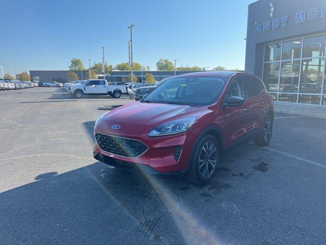 Photo of 2022 Rapid Red Metallic Tinted Clearcoat Ford Escape