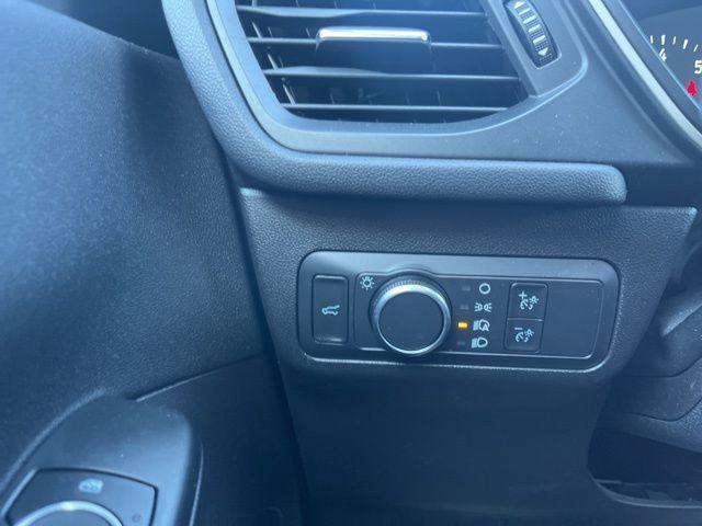 Photo of 2022 Rapid Red Metallic Tinted Clearcoat Ford Escape