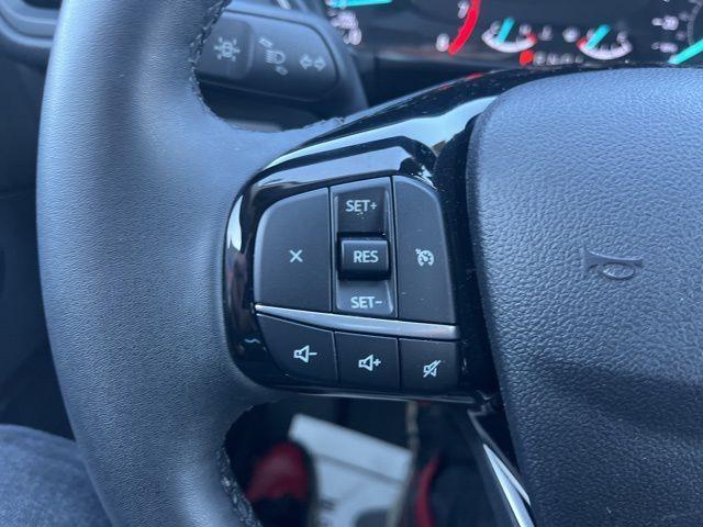 Photo of 2022 Rapid Red Metallic Tinted Clearcoat Ford Escape