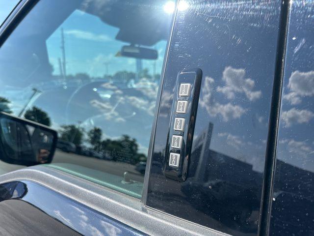 Photo of 2022 Agate Black Metallic Ford F-150