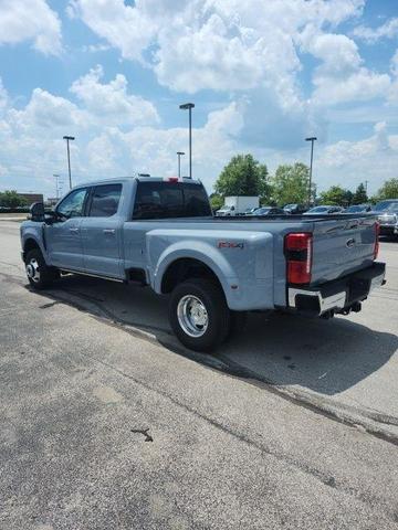 Photo of 2025 Gray Ford F-350