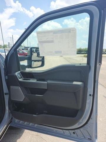 Photo of 2025 Gray Ford F-350