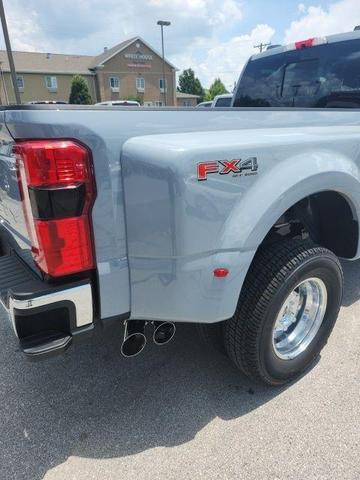 Photo of 2025 Gray Ford F-350