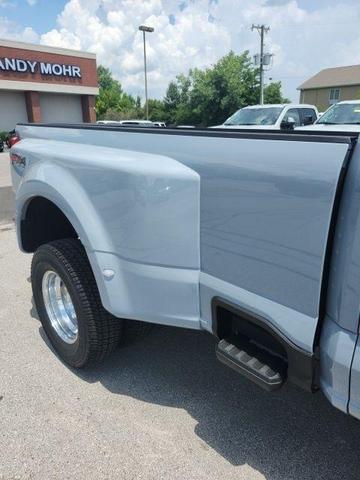 Photo of 2025 Gray Ford F-350