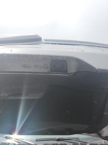 Photo of 2025 Oxford White Ford F-150 Lightning