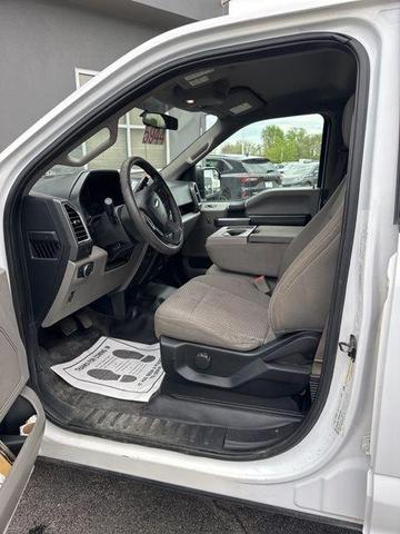 Photo of 2015 Oxford White Ford F-150