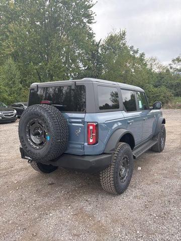Photo of 2025 Azure Blue Ford Bronco