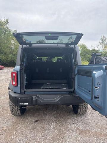Photo of 2025 Azure Blue Ford Bronco