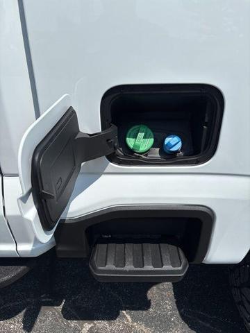 Photo of 2025 Oxford White Ford F-350
