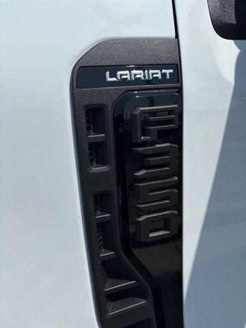 Photo of 2025 Oxford White Ford F-350