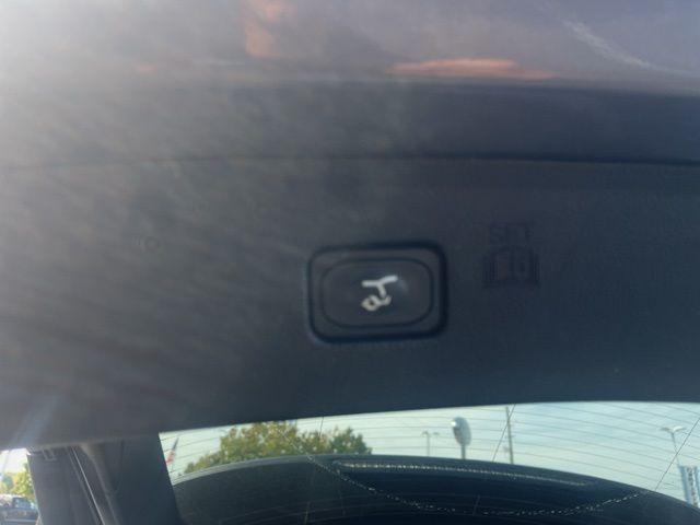 Photo of 2022 Carbonized Gray Metallic Ford Edge