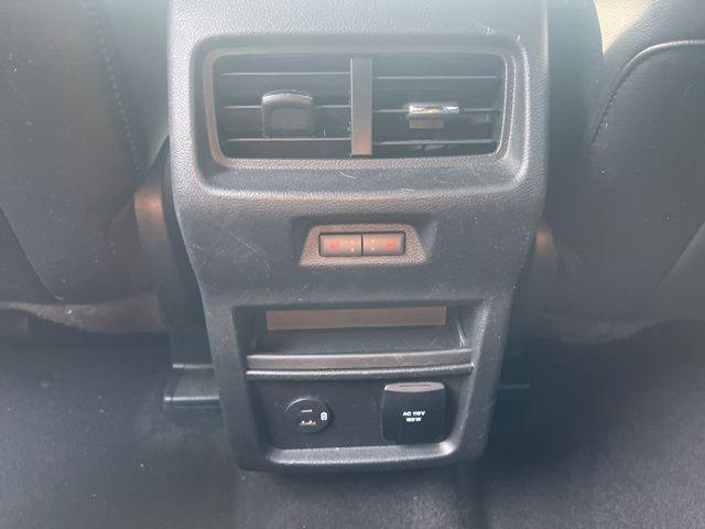 Photo of 2022 Carbonized Gray Metallic Ford Edge
