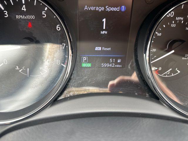 Photo of 2020 White Nissan Rogue