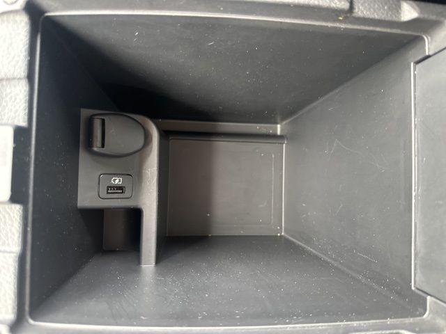 Photo of 2020 White Nissan Rogue