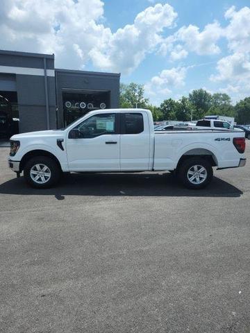 Photo of 2025 Oxford White Ford F-150