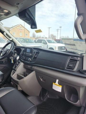 Photo of 2025 Oxford White Ford Transit-250