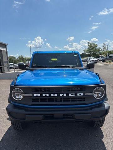 Photo of 2025 Blue Ford Bronco