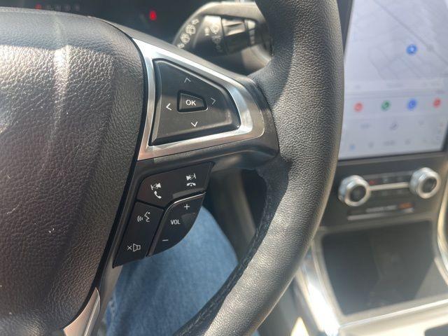 Photo of 2024 Carbonized Gray Metallic Ford Edge