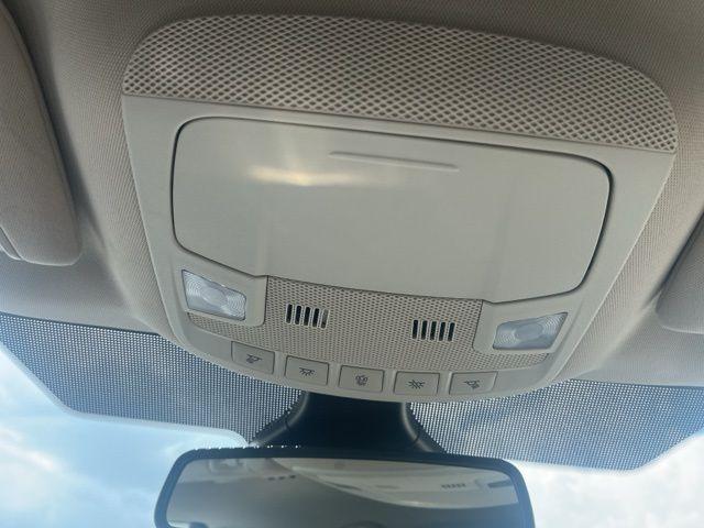 Photo of 2024 Carbonized Gray Metallic Ford Edge
