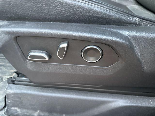 Photo of 2024 Onyx Black GMC Sierra 2500