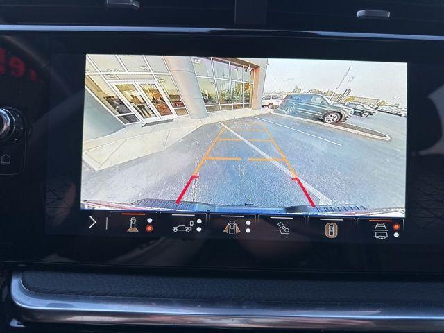 Photo of 2024 Onyx Black GMC Sierra 2500