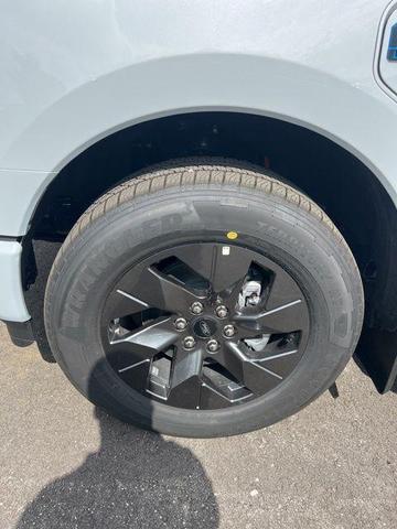 Photo of 2025 White Ford F-150 Lightning