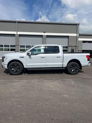 Photo of 2025 White Ford F-150 Lightning