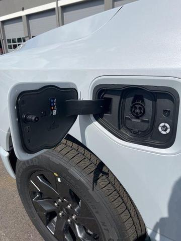 Photo of 2025 White Ford F-150 Lightning