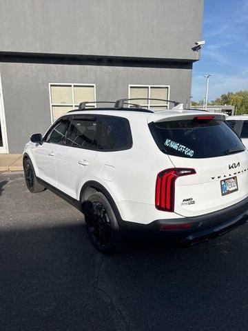 Photo of 2022 Glacial White Pearl Kia Telluride