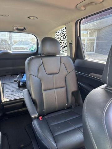 Photo of 2022 Glacial White Pearl Kia Telluride