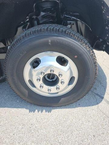 Photo of 2025 Gray Ford F-350