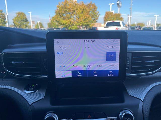 Photo of 2020 Agate Black Metallic Ford Explorer