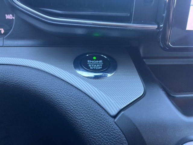 Photo of 2020 Agate Black Metallic Ford Explorer