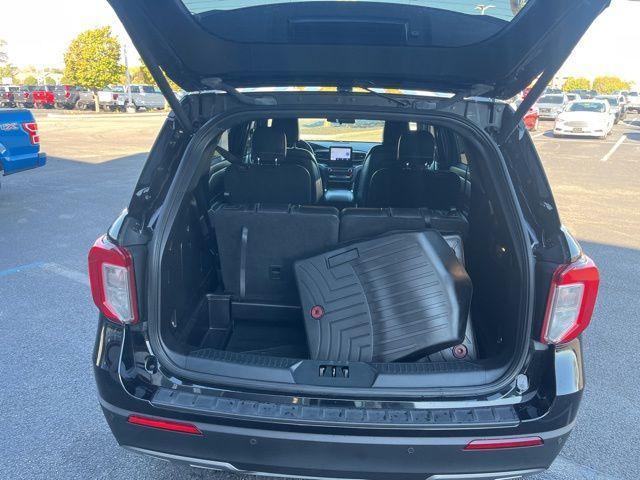 Photo of 2020 Agate Black Metallic Ford Explorer