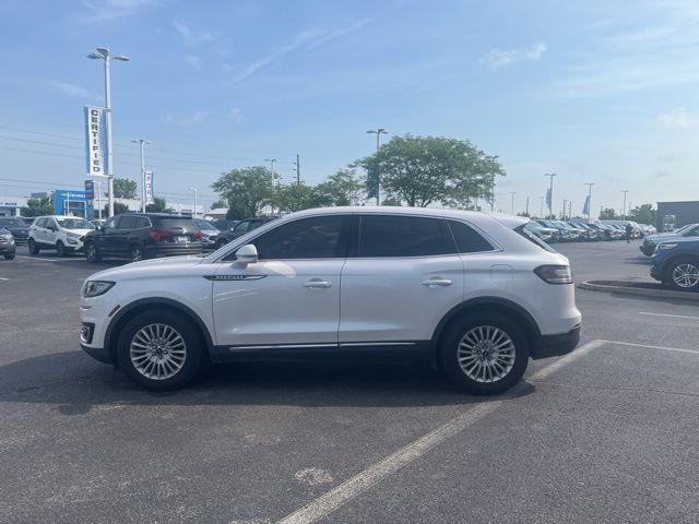 Photo of 2019 White Platinum Lincoln Nautilus