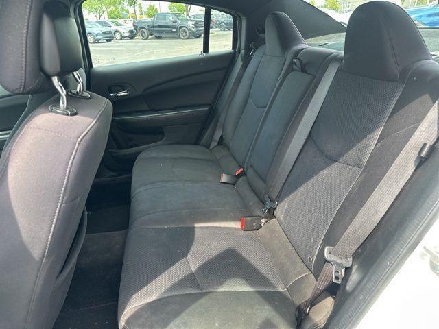 Photo of 2014 Bright White Clearcoat Chrysler 200
