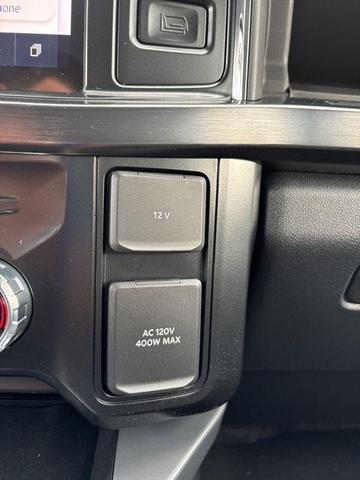 Photo of 2025 Oxford White Ford F-350