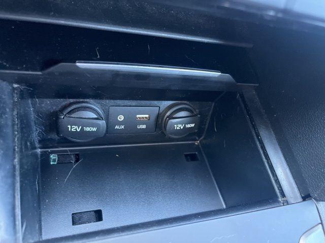Photo of 2017 Diamond Black Hyundai ELANTRA