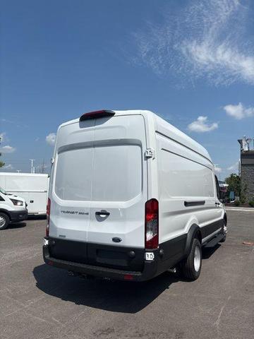 Photo of 2025 Oxford White Ford Transit-350