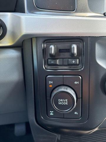 Photo of 2025 Oxford White Ford F-350