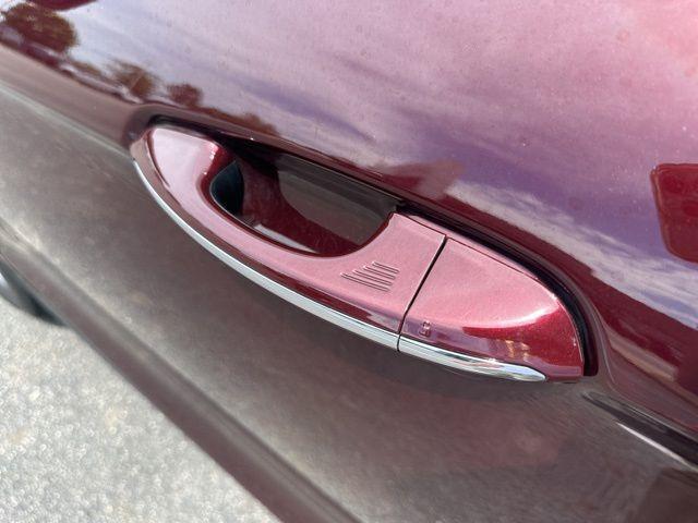 Photo of 2024 Burgundy Velvet Metallic Tinted Clearcoat Ford Edge