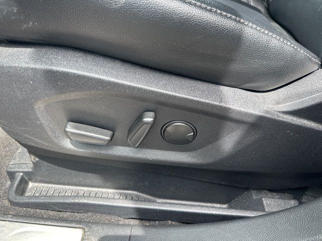 Photo of 2024 Burgundy Velvet Metallic Tinted Clearcoat Ford Edge