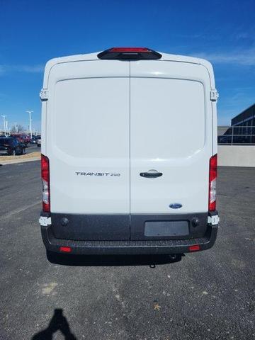 Photo of 2025 Oxford White Ford Transit-250