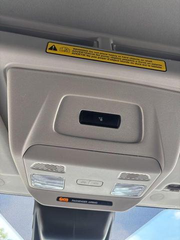 Photo of 2025 Oxford White Ford Transit-350