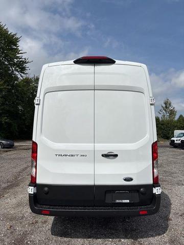 Photo of 2025 Oxford White Ford Transit-350