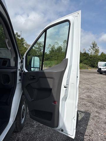 Photo of 2025 Oxford White Ford Transit-350