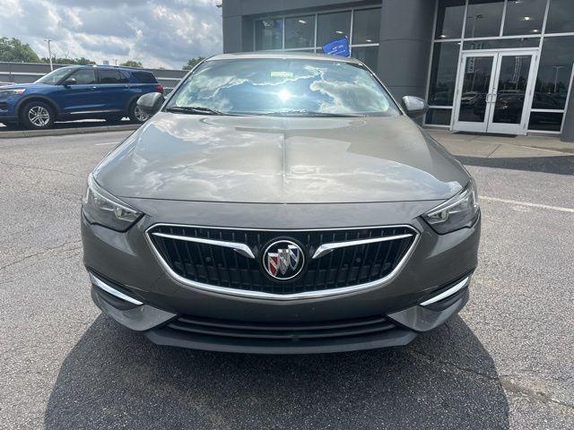 Photo of 2018 Pearl Metallic Buick Regal Sportback